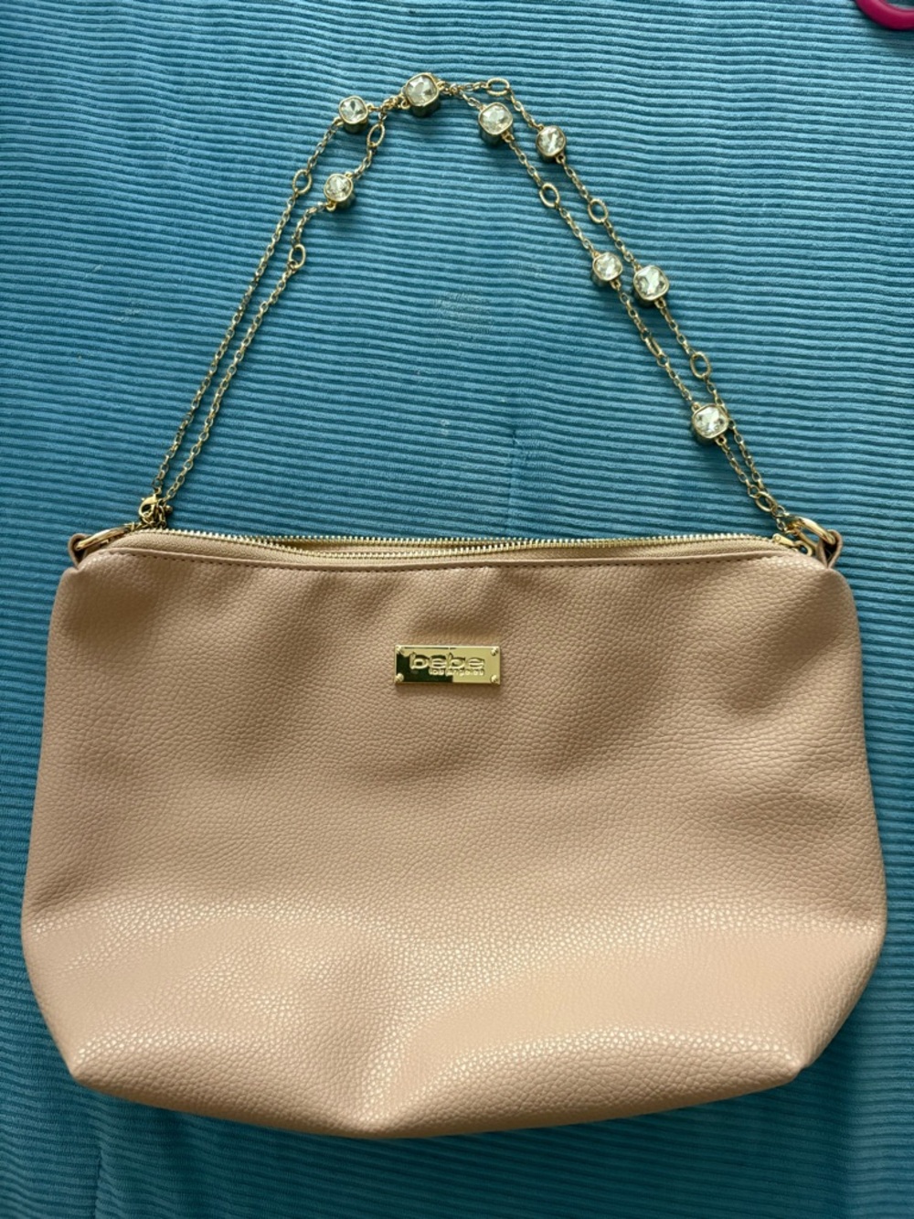 bebe blush pebbled leather shoulder bag with gold chain